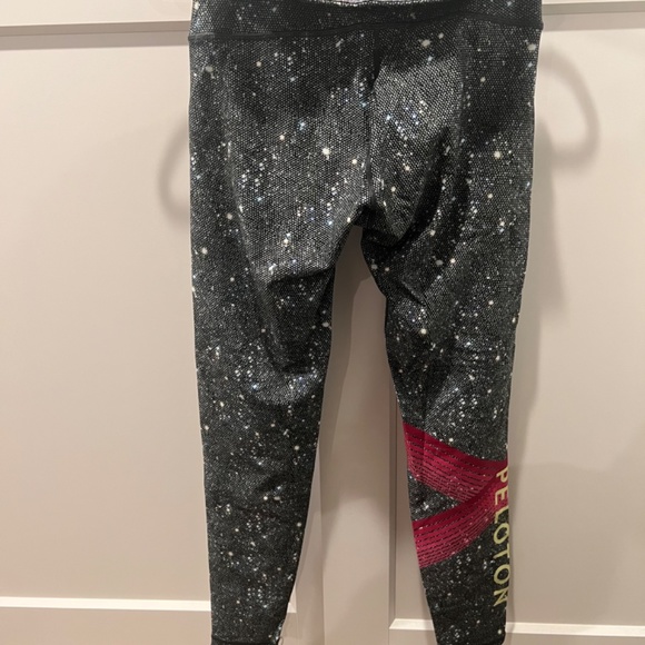 WITH X Peloton Reversible Girls Night Out Legging Size - MEDIUM - Picture 2 of 3